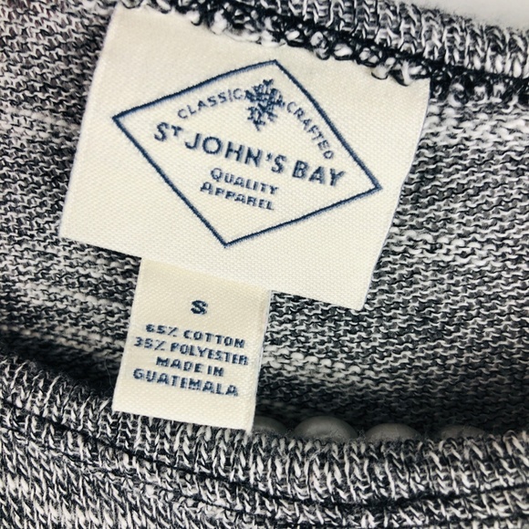St. Johns Bay Womens Small Gray Sweater - Picture 3 of 4